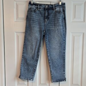 Time and Tru | Slim Fit Capri Jeans with Side Slit Hem Light Wash